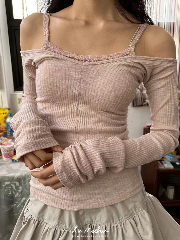 V領微透坑條上衣